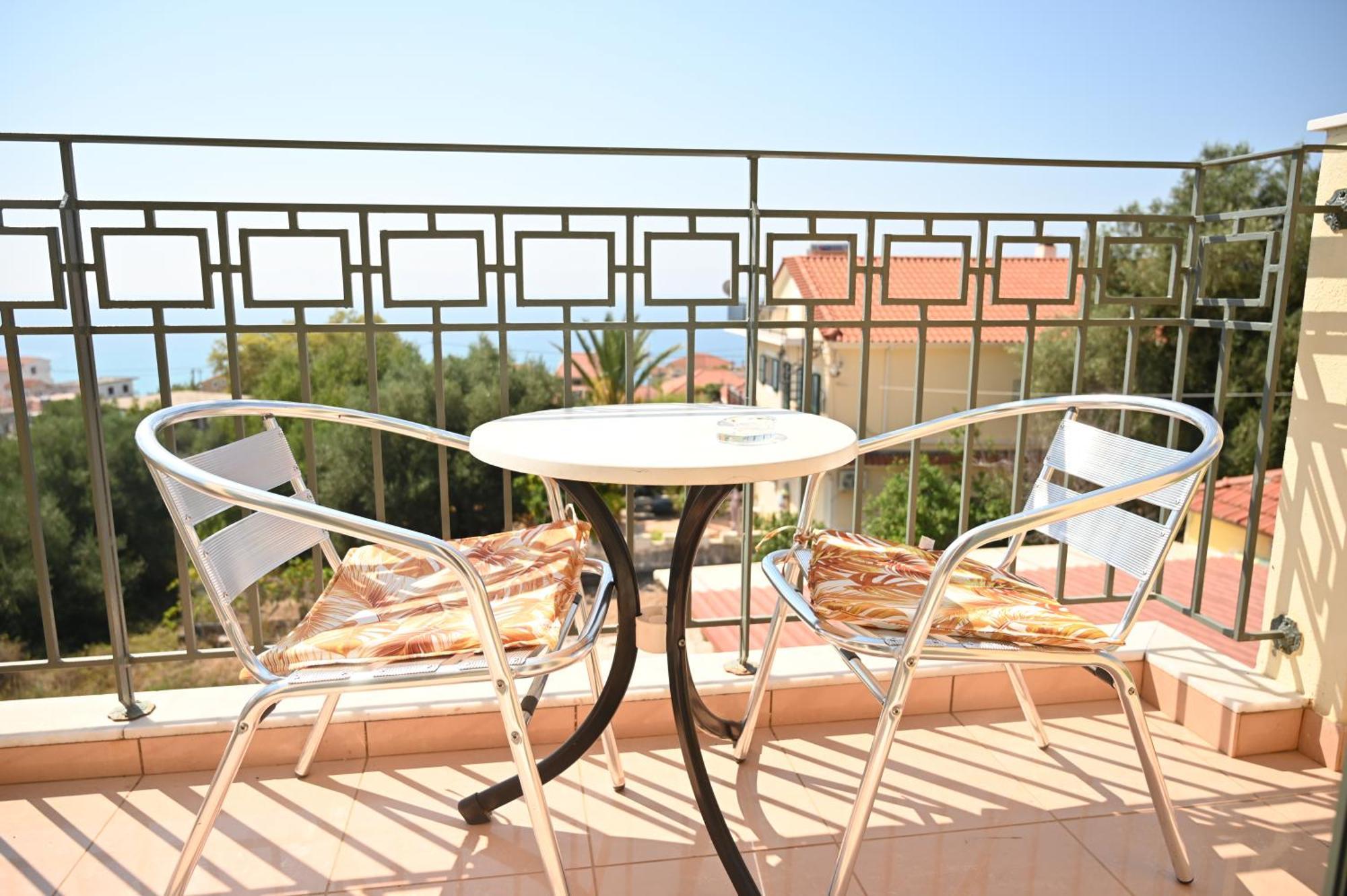 Liocharis Villas Лурдата Экстерьер фото